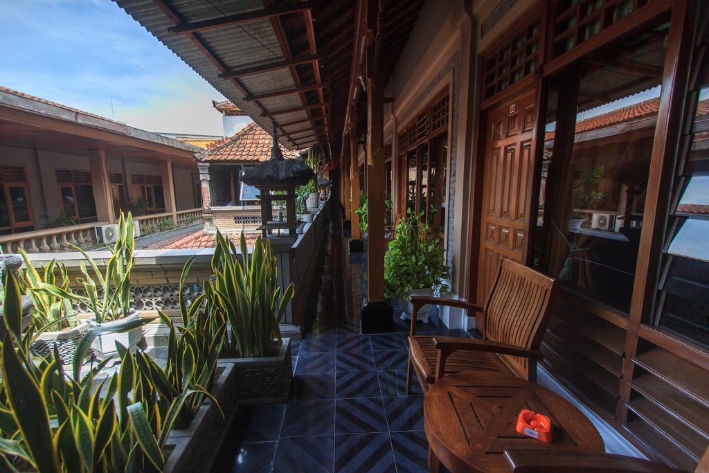 Rabasta Kuta Beach Inn Exterior photo